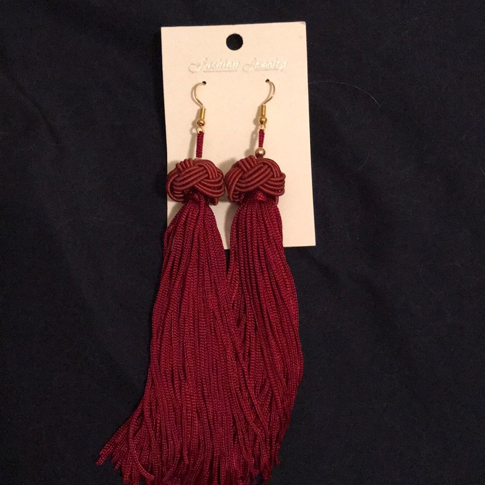 Boho long fringe earrings burgundy